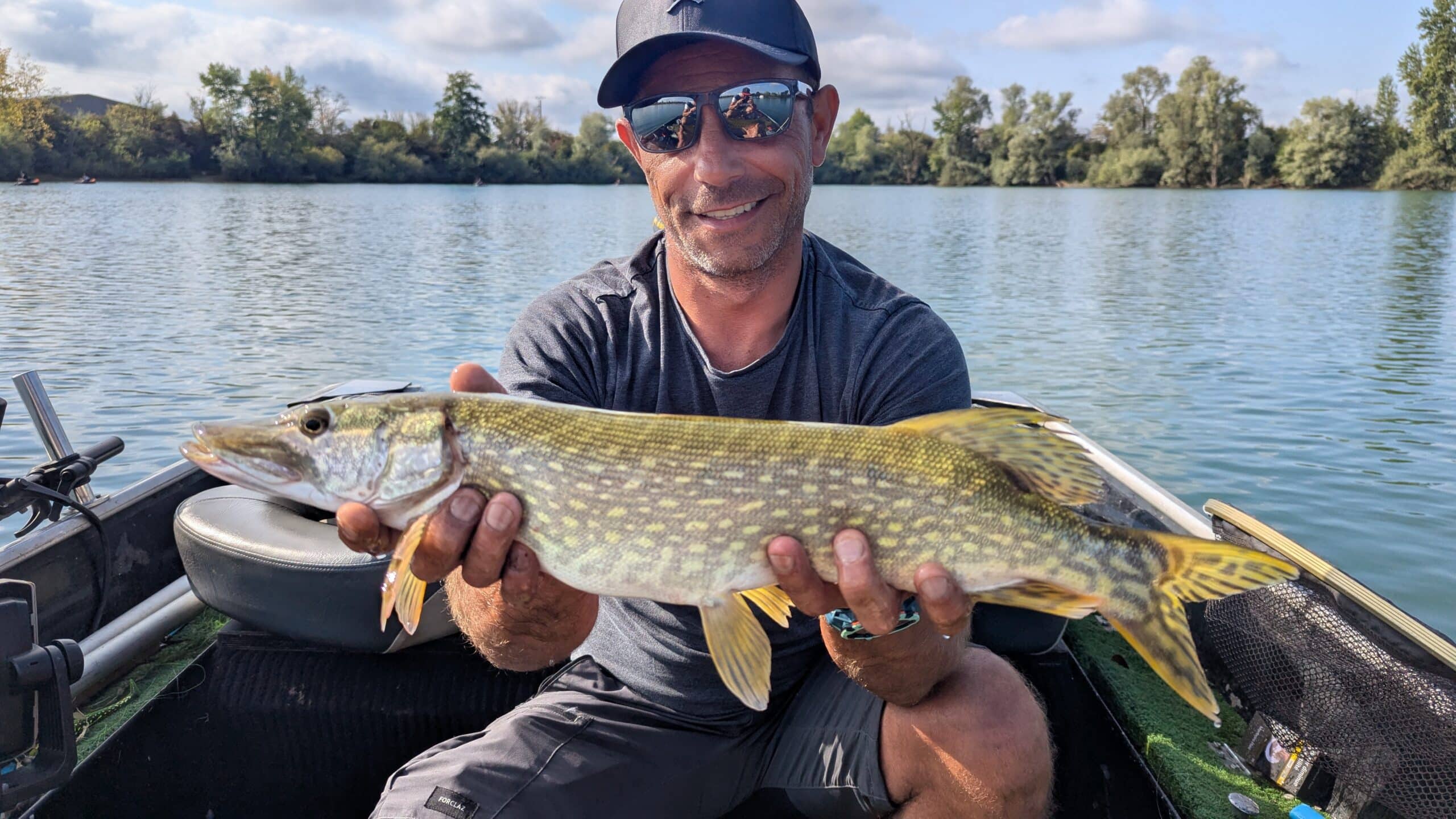 Pêche aux carnassiers en gravière Fabulac, brochet sandre Desnes Jura